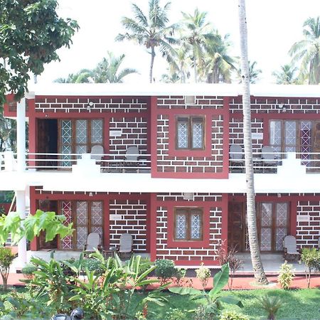 Hill View Beach Resort Varkala Buitenkant foto