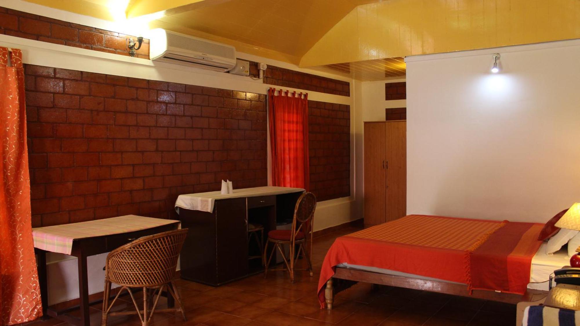 Hill View Beach Resort Varkala Buitenkant foto