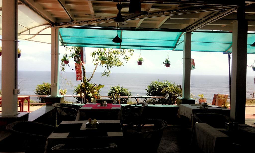 Hill View Beach Resort Varkala Buitenkant foto