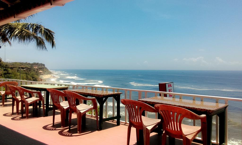 Hill View Beach Resort Varkala Buitenkant foto