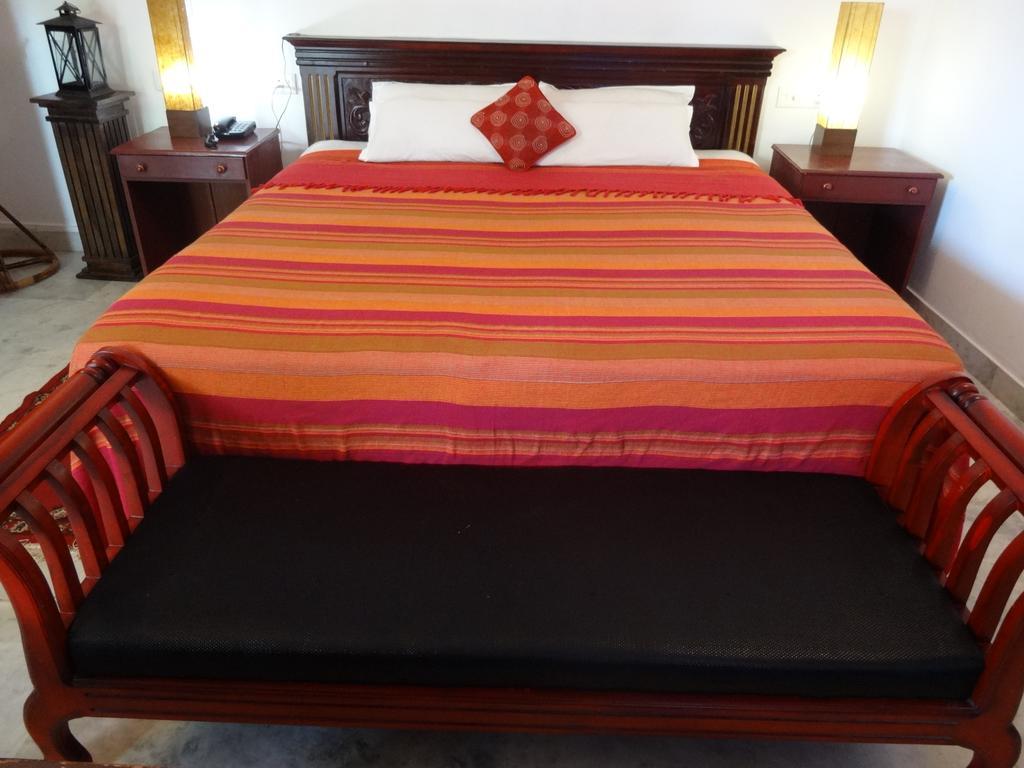 Hill View Beach Resort Varkala Buitenkant foto