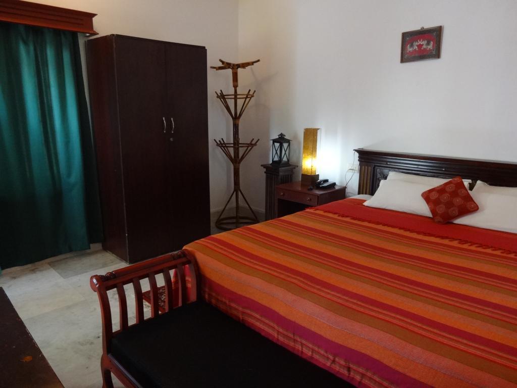 Hill View Beach Resort Varkala Buitenkant foto